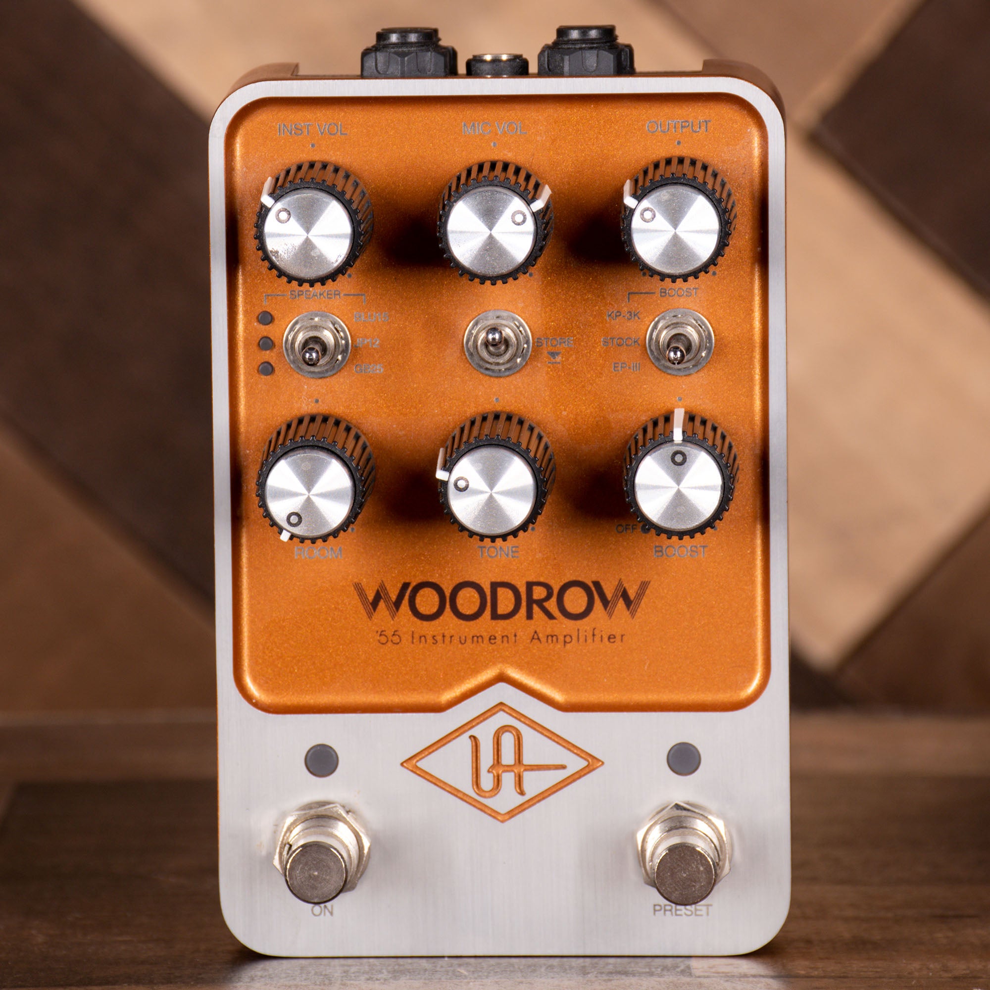 Universal Audio Woodrow '55 Instrument Amplifier Guitar Effect Pedal -