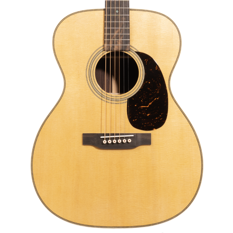 Martin 000-28 Standard Series Acoustic Guitar, Spruce Top, Rosewood Back/Sides