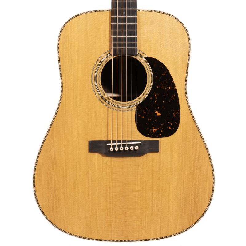 Martin HD-28 Dreadnought Acoustic Guitar, Spruce Top Rosewood Back/Sides