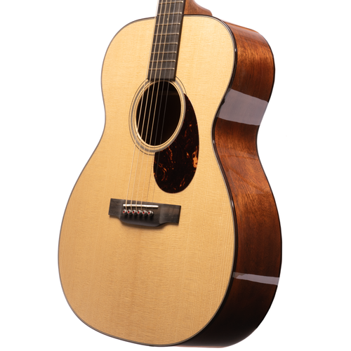 Martin Custom Shop OM Acoustic Guitar, 18 Style, Sitka Spruce VTS Top
