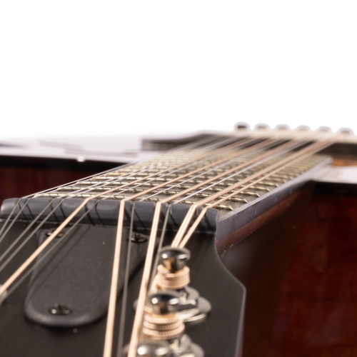 Taylor 552ce Grand Concert 12-String Acoustic Guitar, Sitka Spruce/Urb