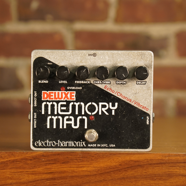 Electro Harmonix Deluxe Memory Man With Power - Used