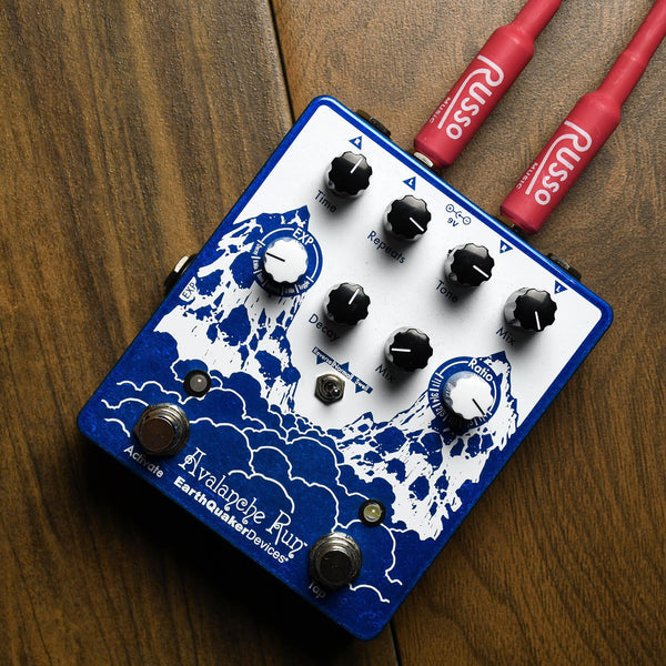 EarthQuaker Devices Avalanche Run V2 Stereo Delay Reverb Pedal