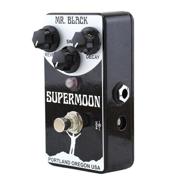 Mr. Black SuperMoon Reverb Pedal